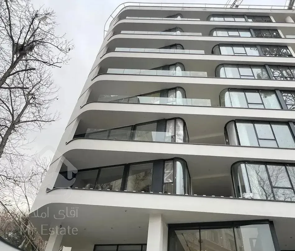 فرمانیه سنبل ۲۴۰ متر مدرن / فول مدرن تراس چیدمان