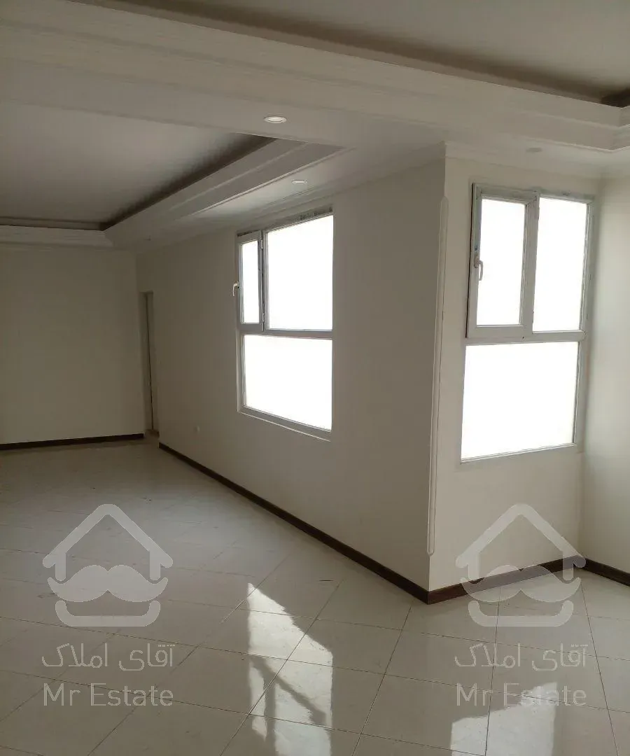 ۱۳۰ متر اپارتمان.۲ خواب.در همایونشهر.لطفعلیخانی.