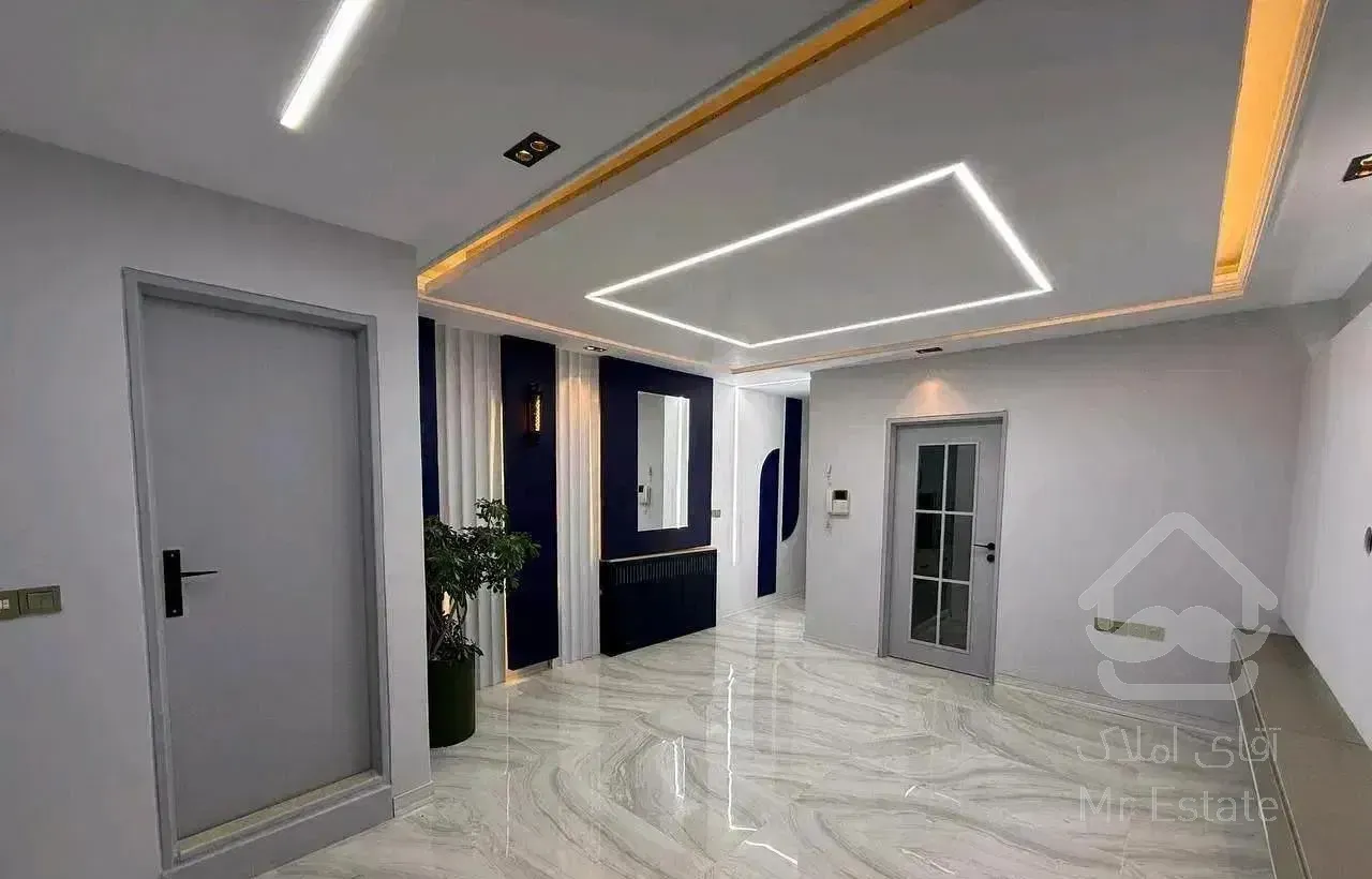 60متردوخواب/پارکینگ وآسانسور/سندتکبرگ