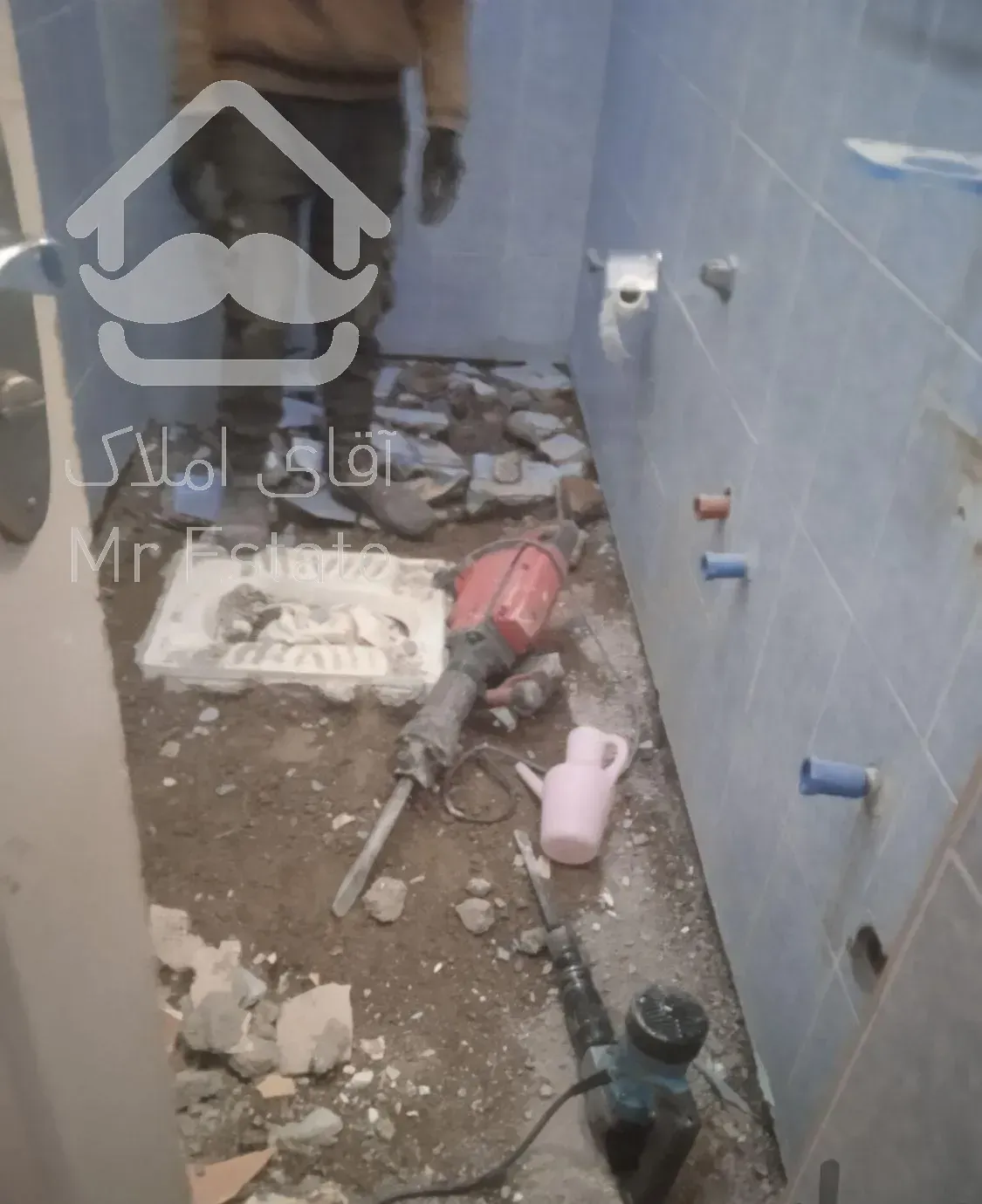 تخریب کار داخل و بیرون ساختمان با انواع پیکور