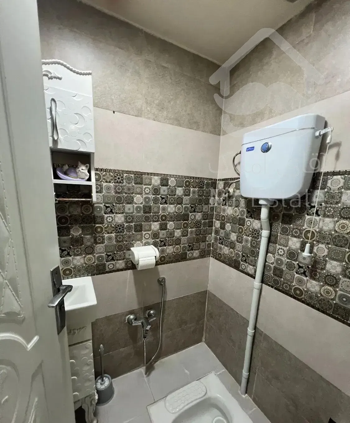 لعل اخر غیاثوند 80متر خوش نقشه