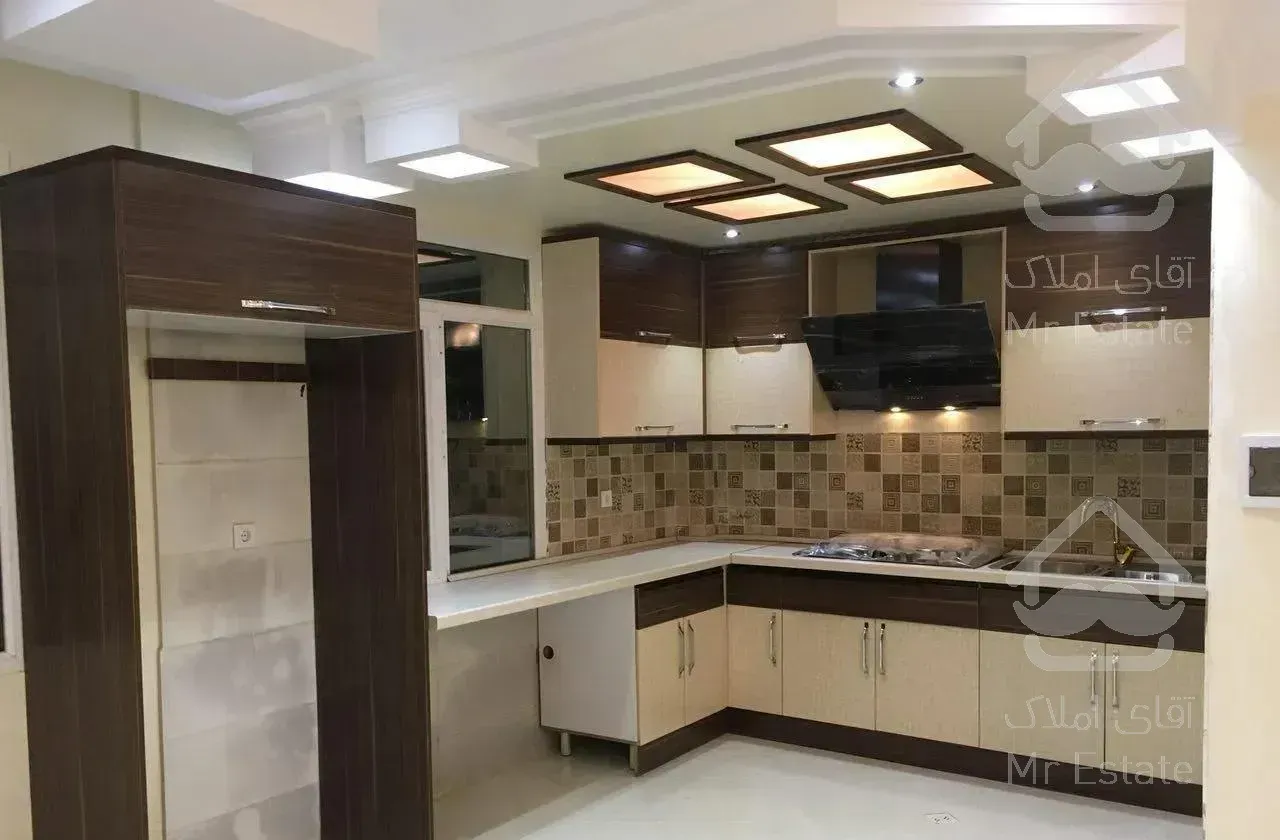 ۹۰متـر ۲خـوابه فـول‌امکانات *جمالزاده‌شمالی، نصرت