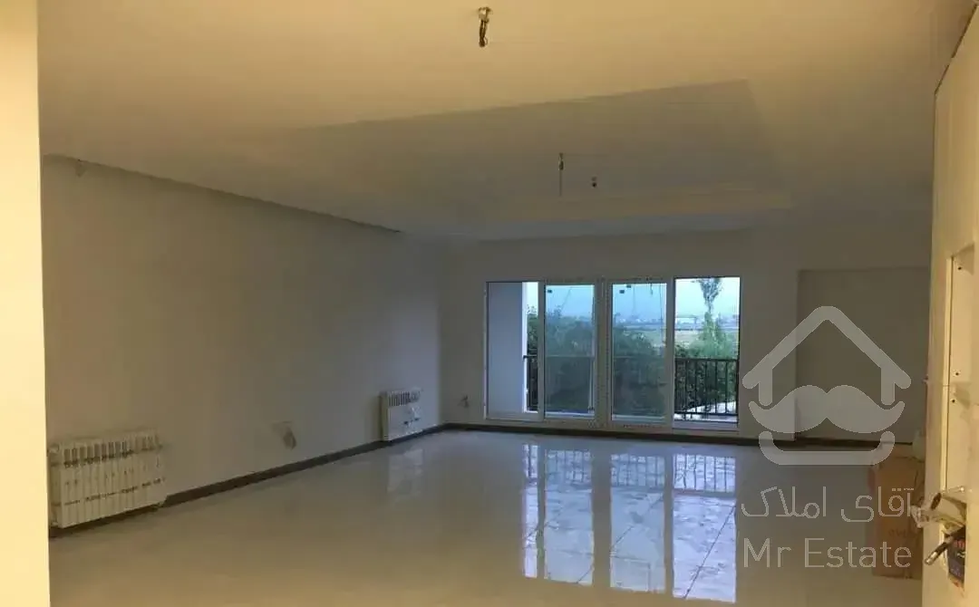 ۱۳۵ متر آپارتمان در لوکیشن قوی رویان/دو خواب مستر