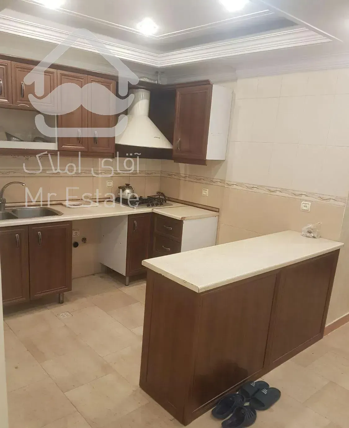 شمال فاطمی۷۲متر۲خوابه تکواحدی۱۰ساله