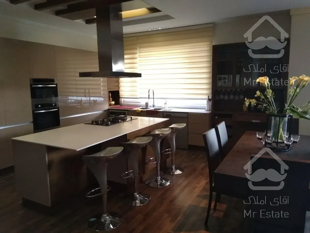 250 متر در اقدسیه گلستان