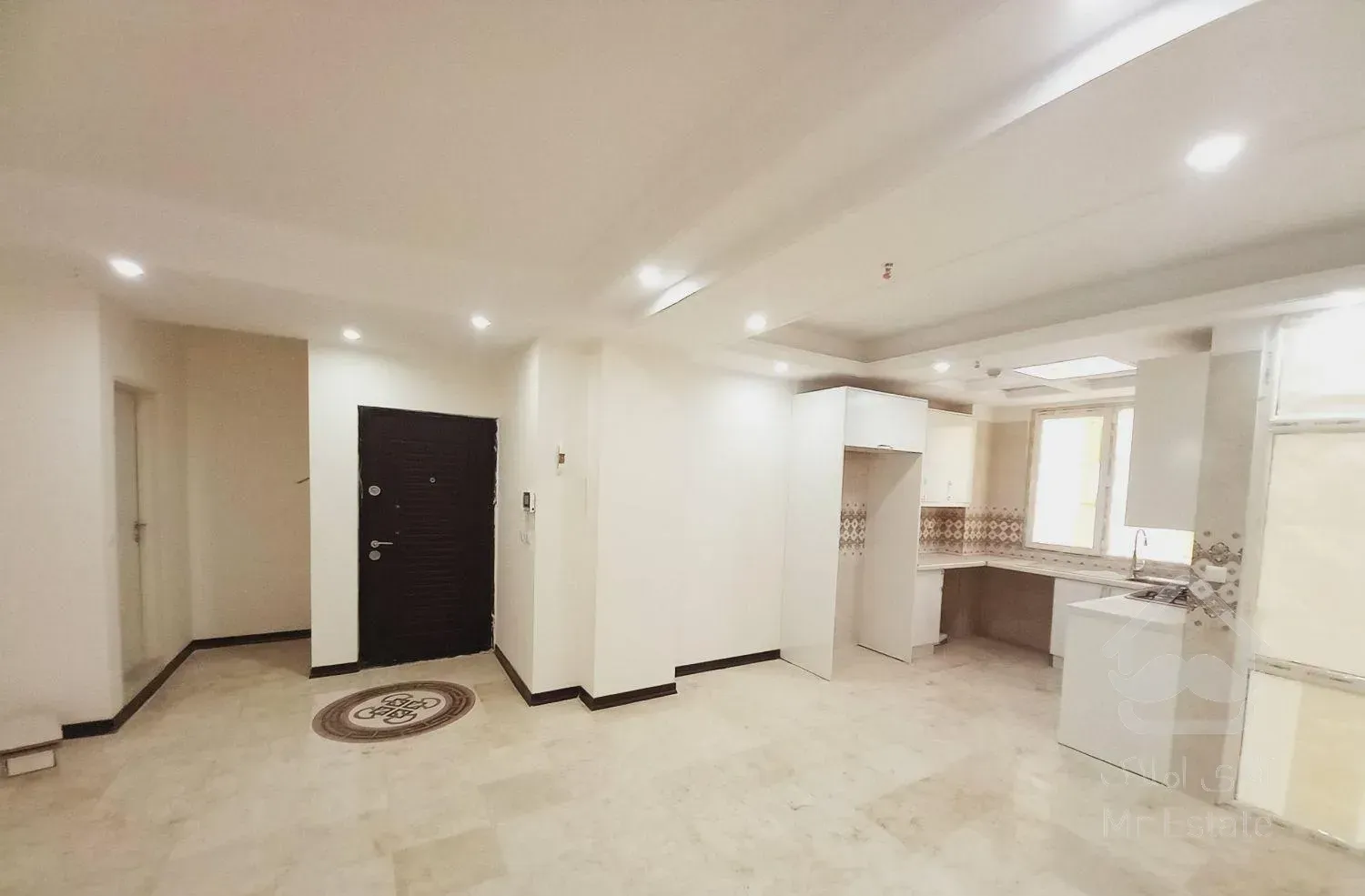 ۹۲ متر کلیدنخورده/تهرانشرق/زیرقیمت