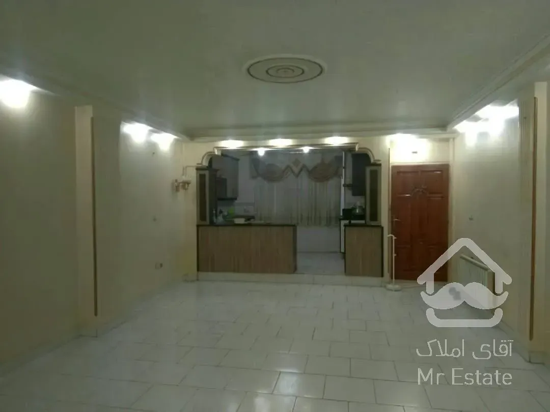 ۷۶متر دوخواب با پارکینگ در اشرفی اصفهانی