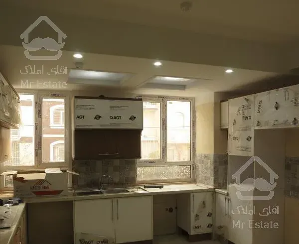 ‌پونک ۱۰۳ متر نوساز