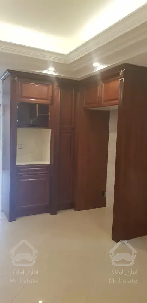 رهن و اجاره 224 متر فرمانیه غربی