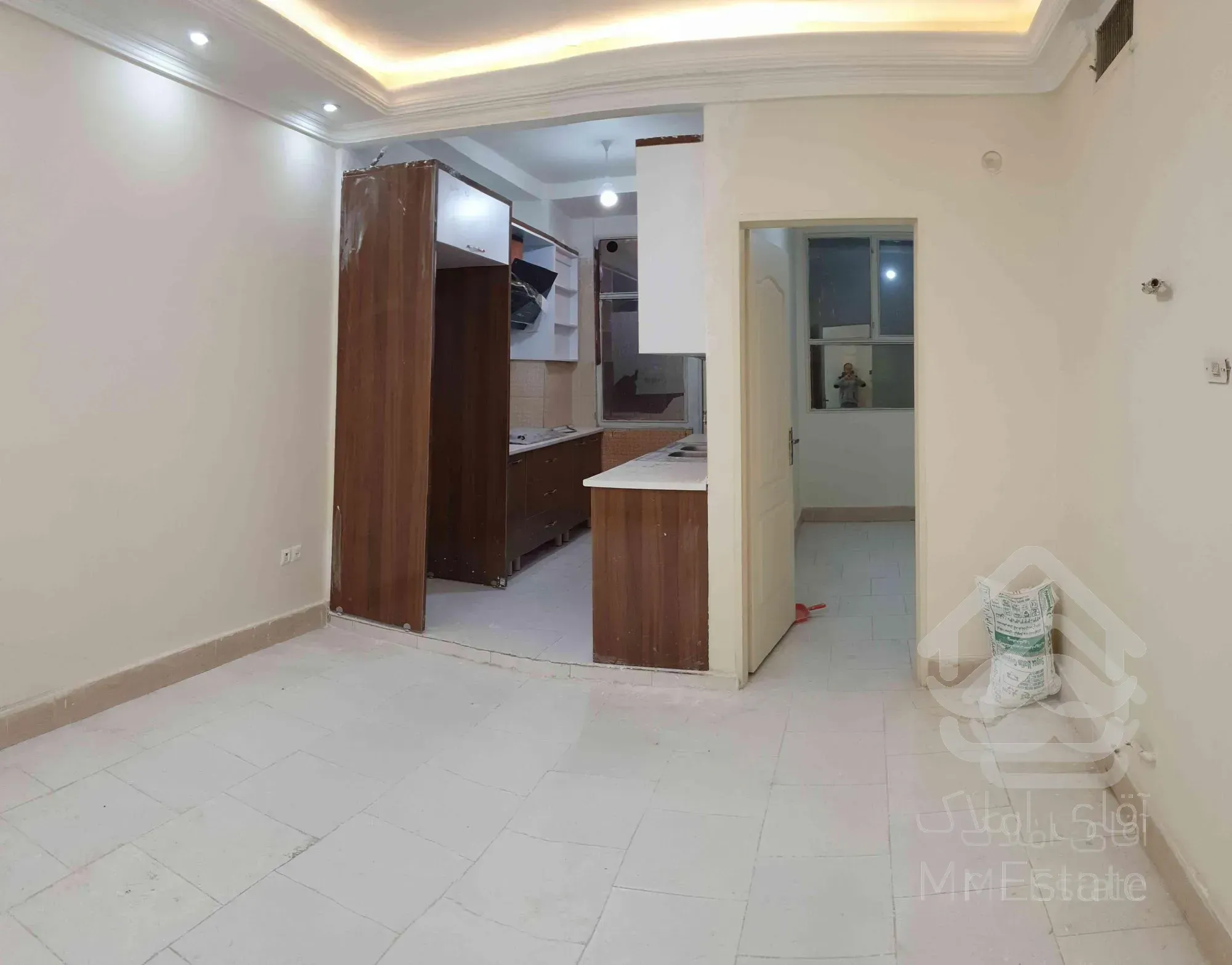 فروش اپارتمان ۴۲ متری در اندیشه