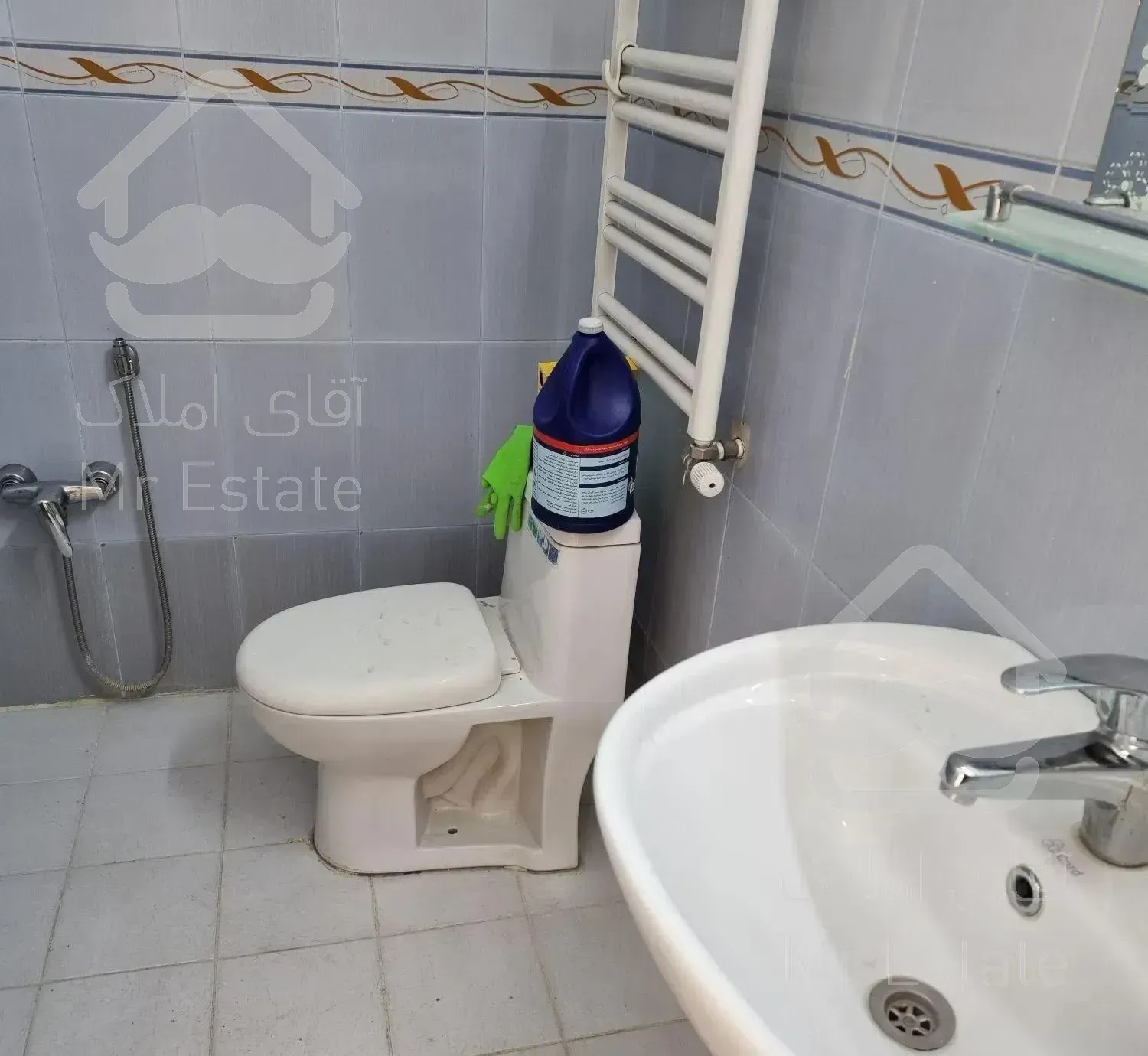 ۱۵۵ متر سه خوابه ازگل **برج گل رز**