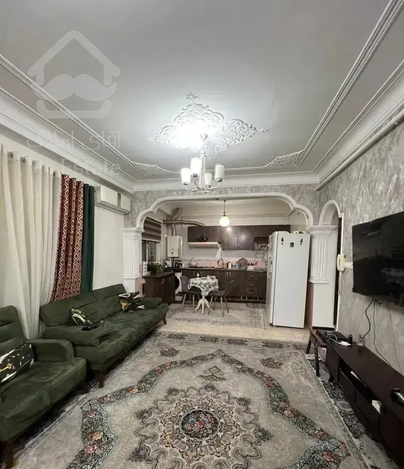 (طبقه ۷۱متری) دوخواب تمیز/ خوش نقشه/ لیلاکوه