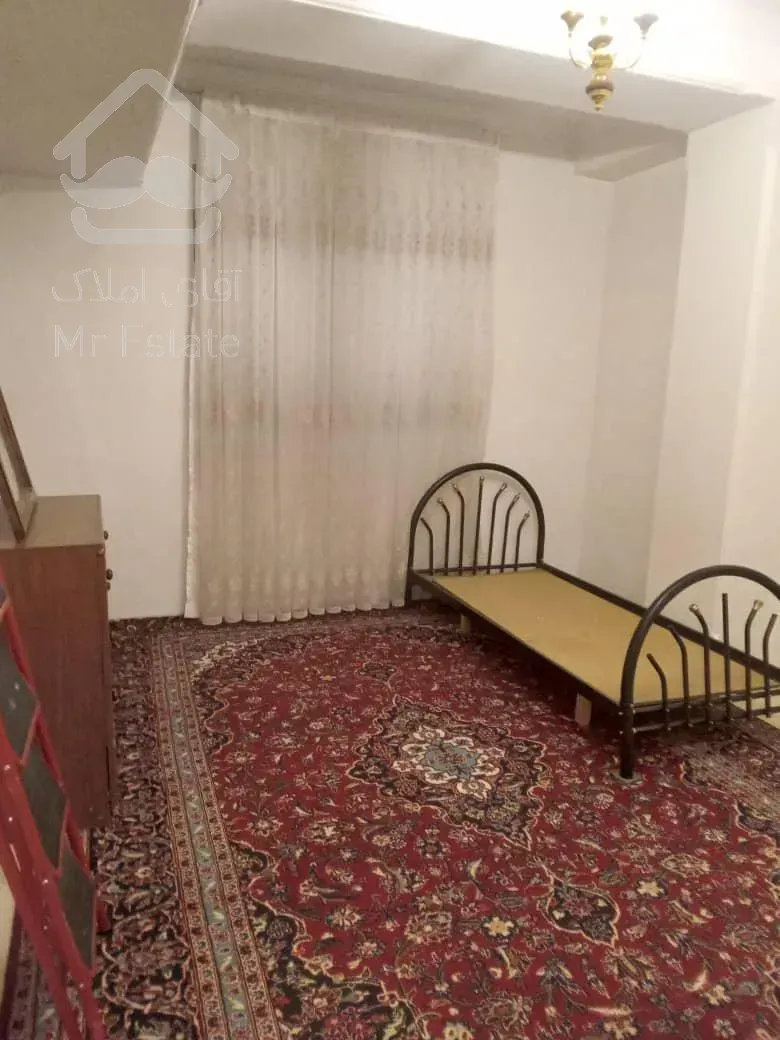 واحد۱۳۸متری دربهترین لوکیشن درشهرک راه اهن باسندتک برگ