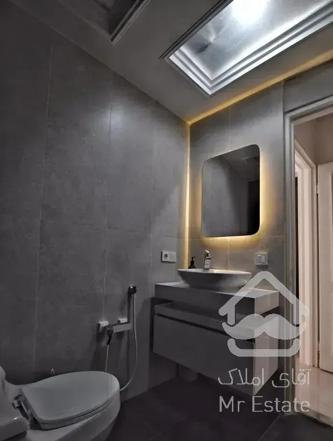 125متر نیاوران گلسنگ