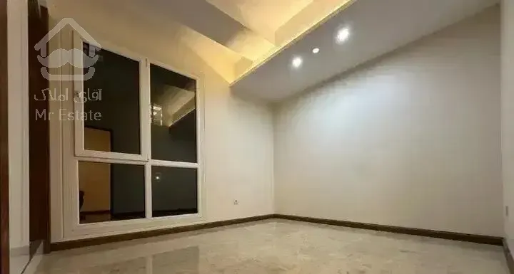 ۱۲۰متر۳خواب/ کلیدنخورده/خوش نقشه/ میدون حر