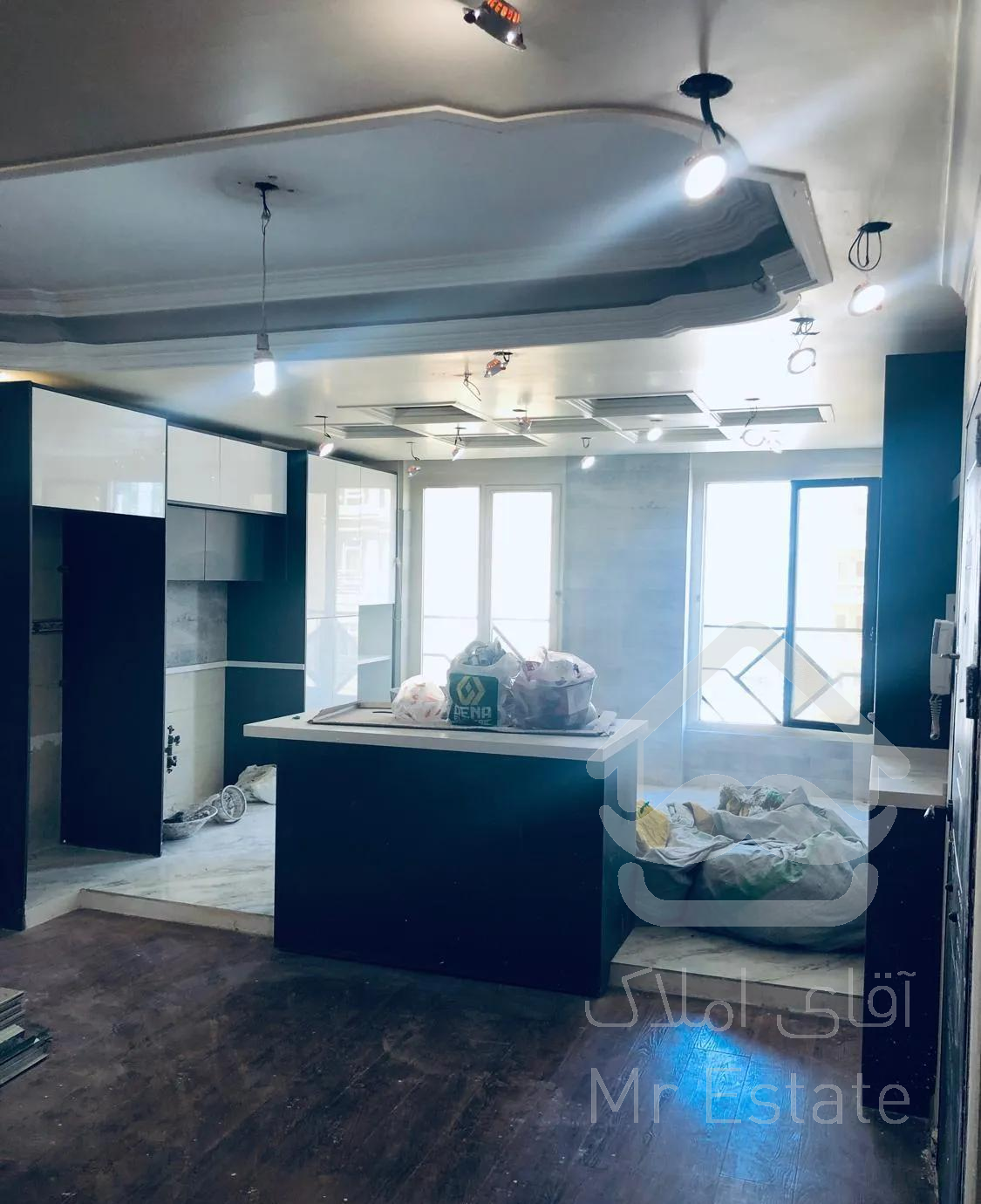 اپارتمان ۱۴۹متری خ سفیدکوه