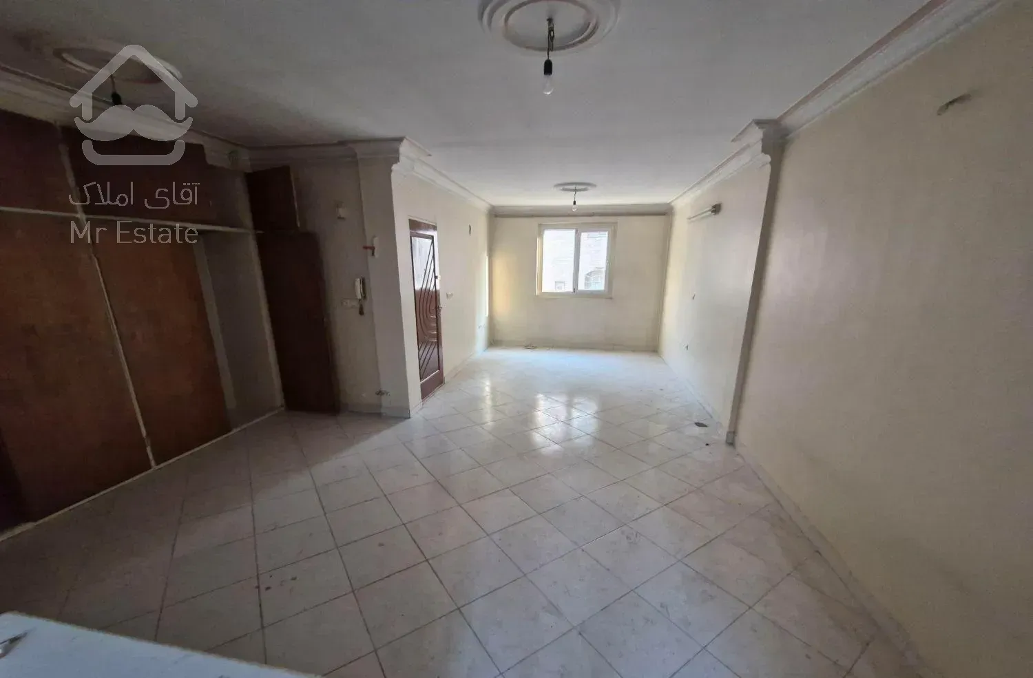 فروش آپارتمان ۶۶ متری ۱ خوابه طبقه ۲ در عبدل‌آباد