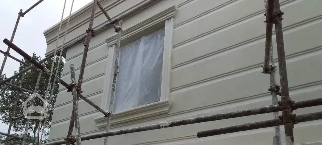 سیمانکاری سیاه و سفید و نما رومی