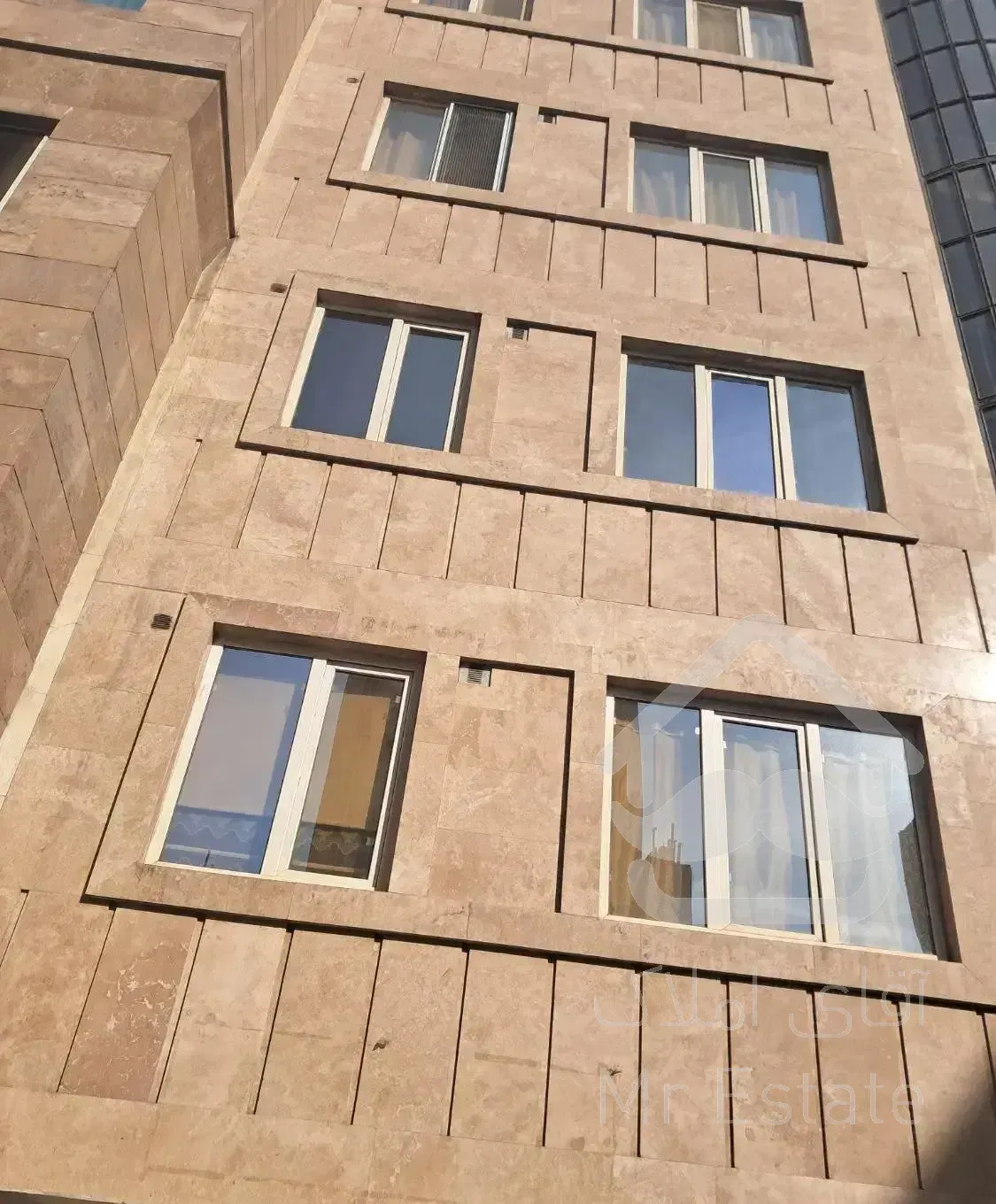 آپارتمان ۶۱متر مناسب خانواده زوج دانشجو کارمند