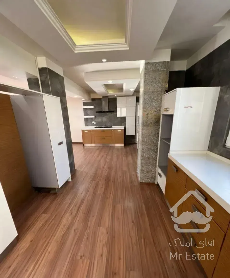 ۱۹۰متر، ۳خواب ،نور فراوان ،خوش نقشه