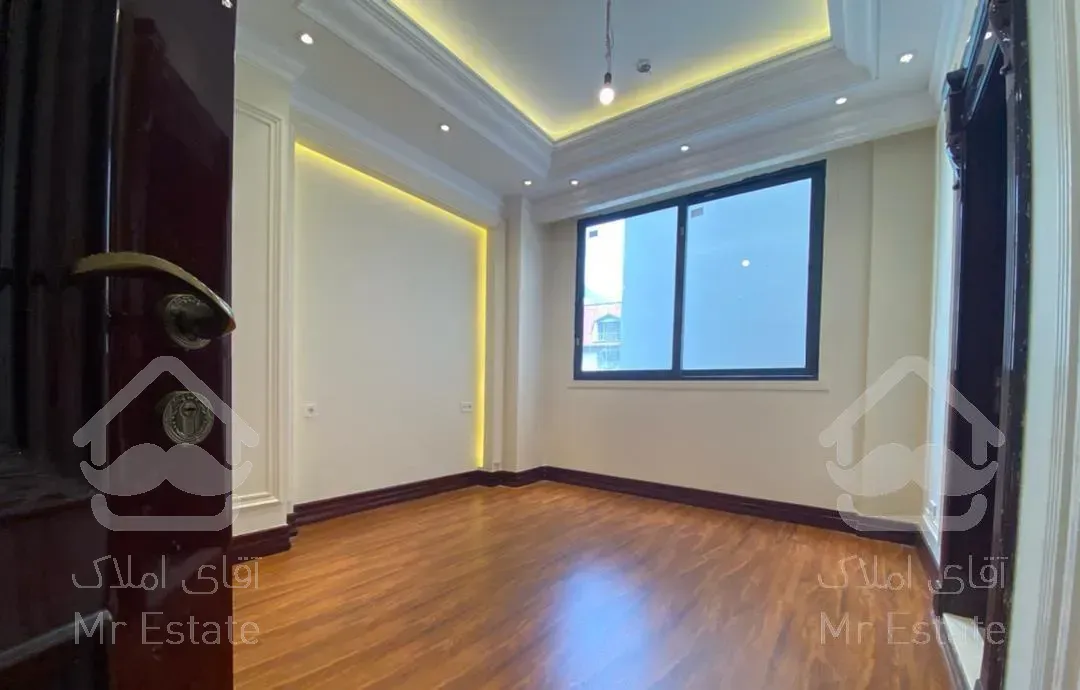 آپارتمان ۱۸۵ متری/۳خ/فول مشاعات/آجودانیه سپند