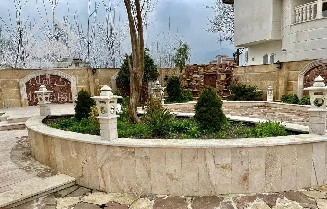 فروش ویلا ۵۴۰متری در محدوده رامسر