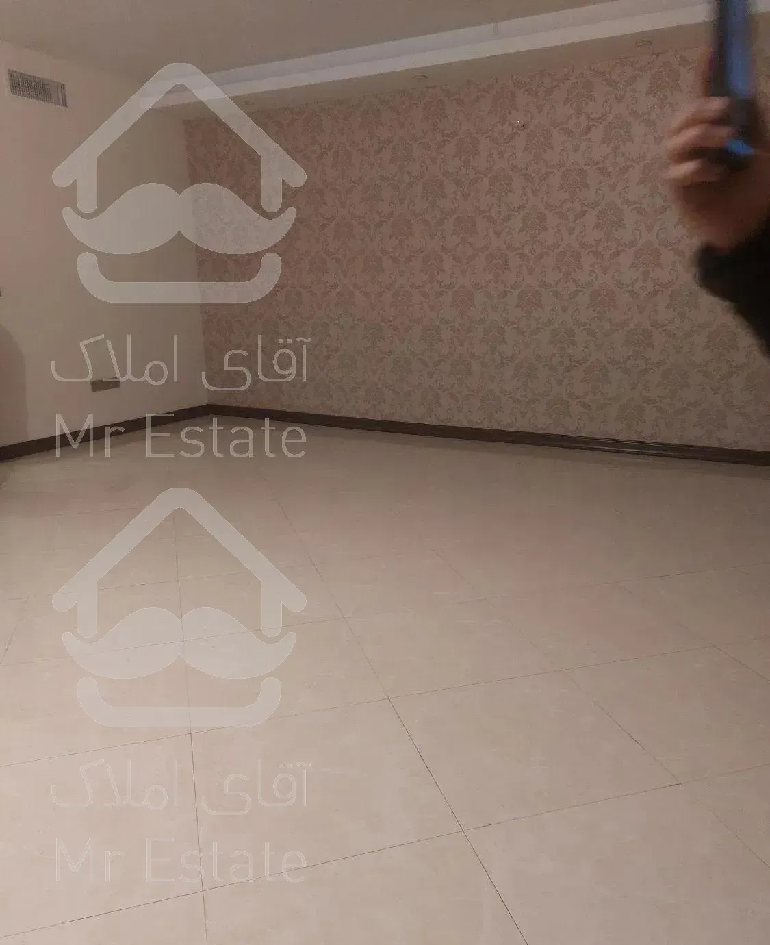 آپارتمان ۱۳۵متر سه خواب چیذر