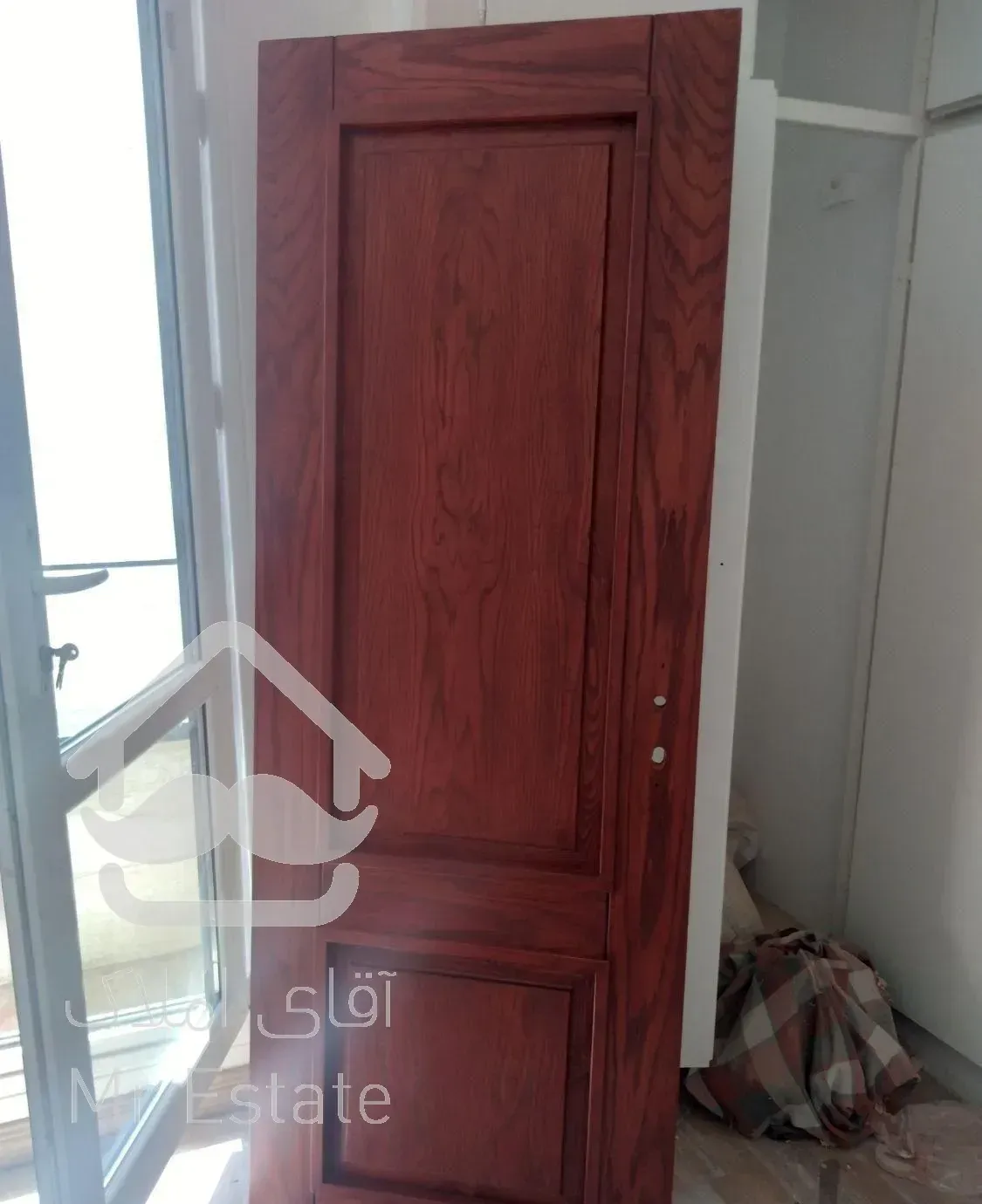 رنگکاری انواع مصنوعات چوبی درتمامی مناطق تهران