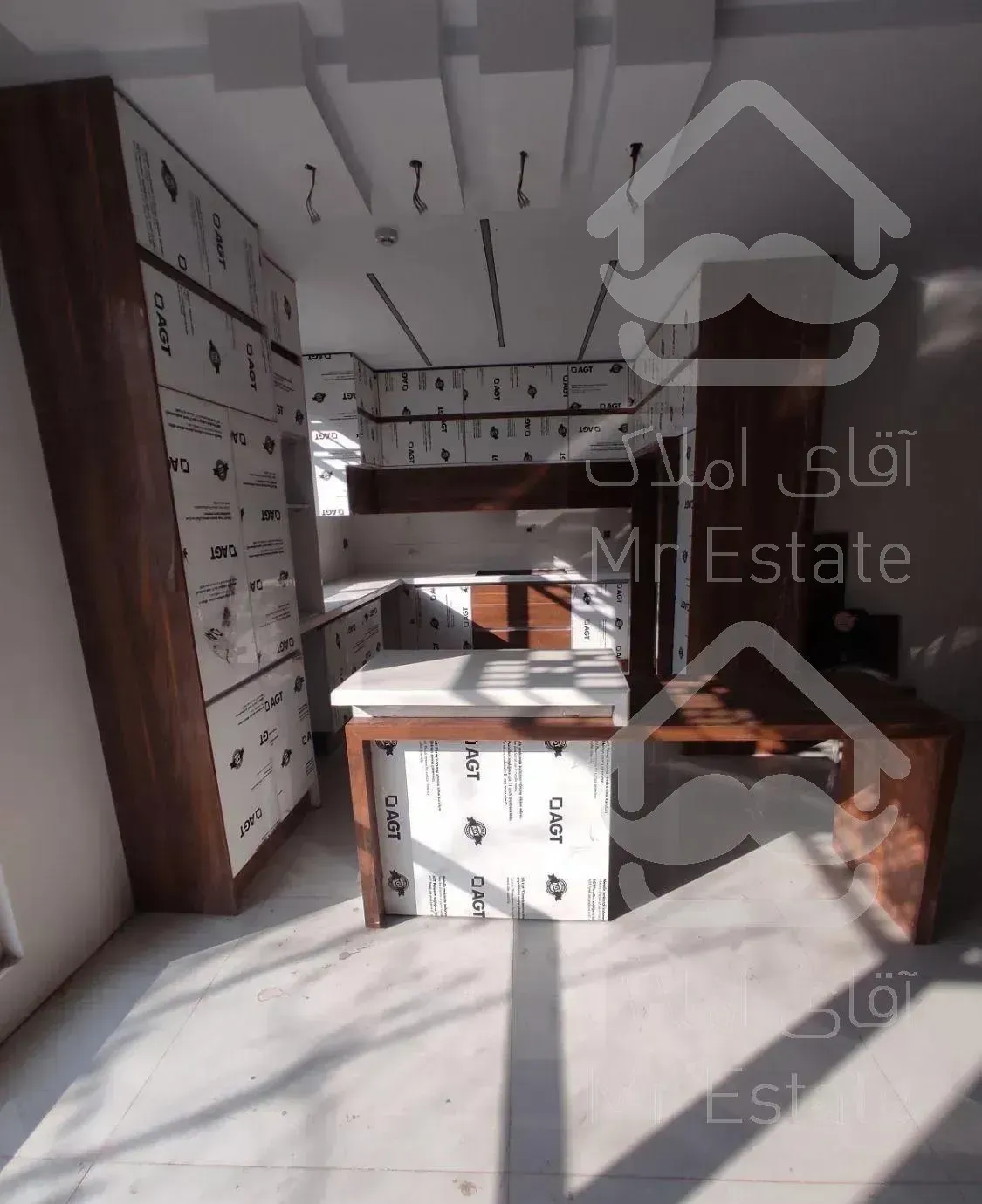 125متر/تاپ سالن پرده خور