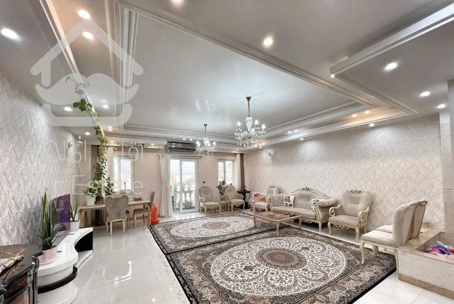 آپارتمان۱۲۷متری،تک‌واحد،خیابان‌جویبار