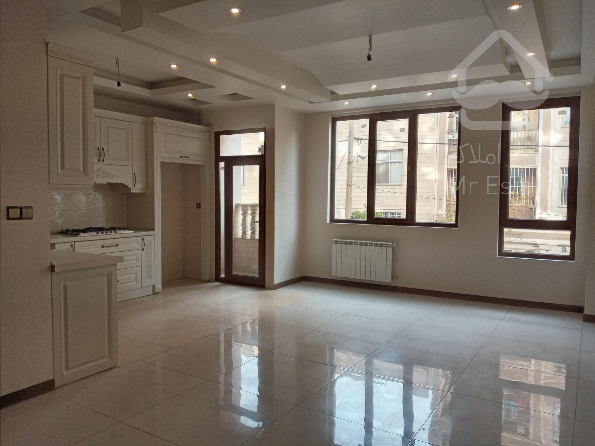 ۸۴متر۲خواب فردوس غرب فول بالکن لوکیشن عالی بدون مشابه زیرقیمت نوسازدرمنطقه