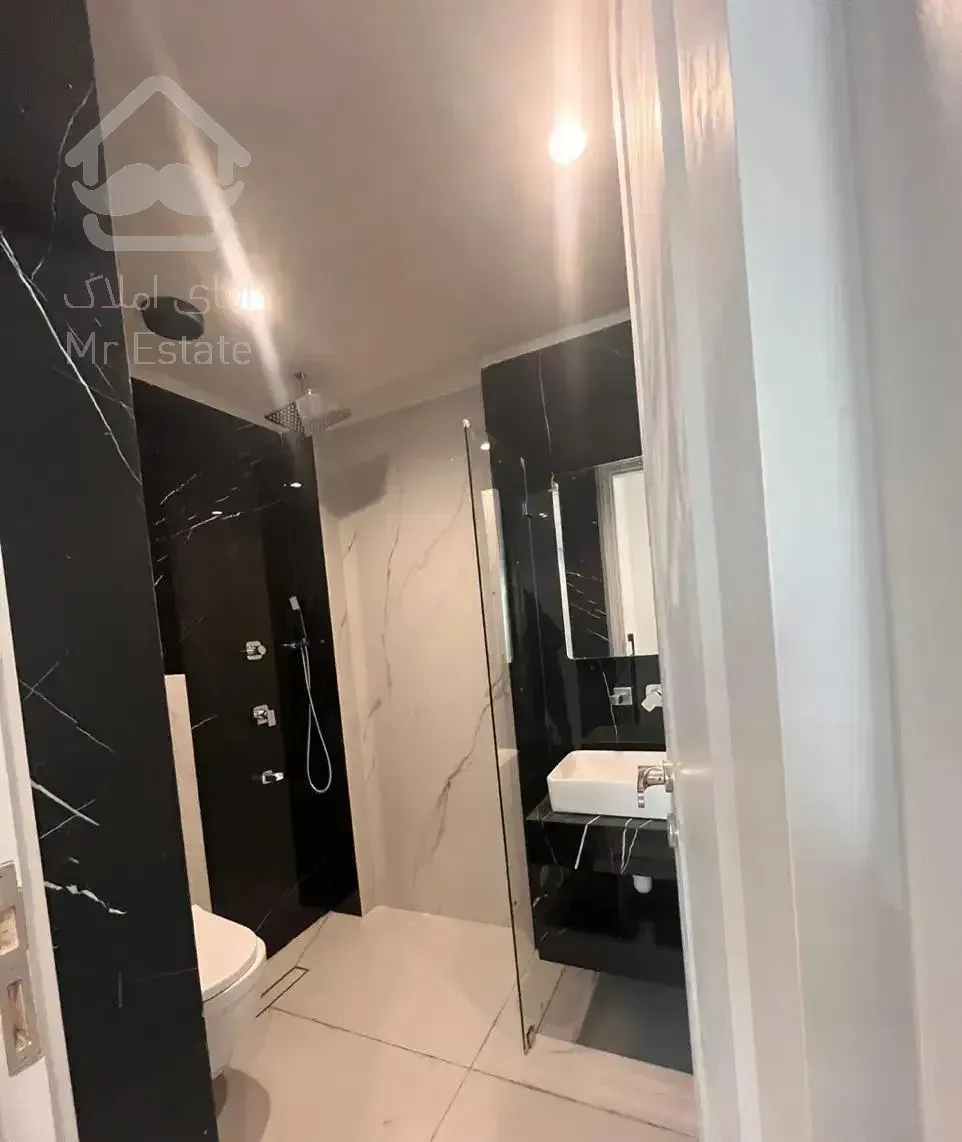 پاسداران ۲۵۰متر/کلیدنخورده فول مشاعات ۳پارکینگ