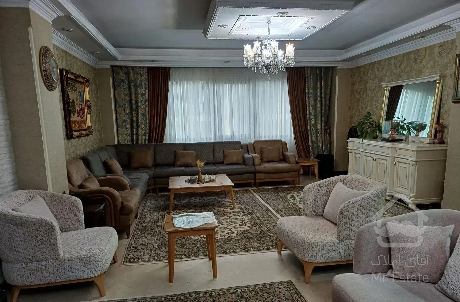 فروش آپارتمان ۱۳۰ متری ۳ خوابه در کوی مهران