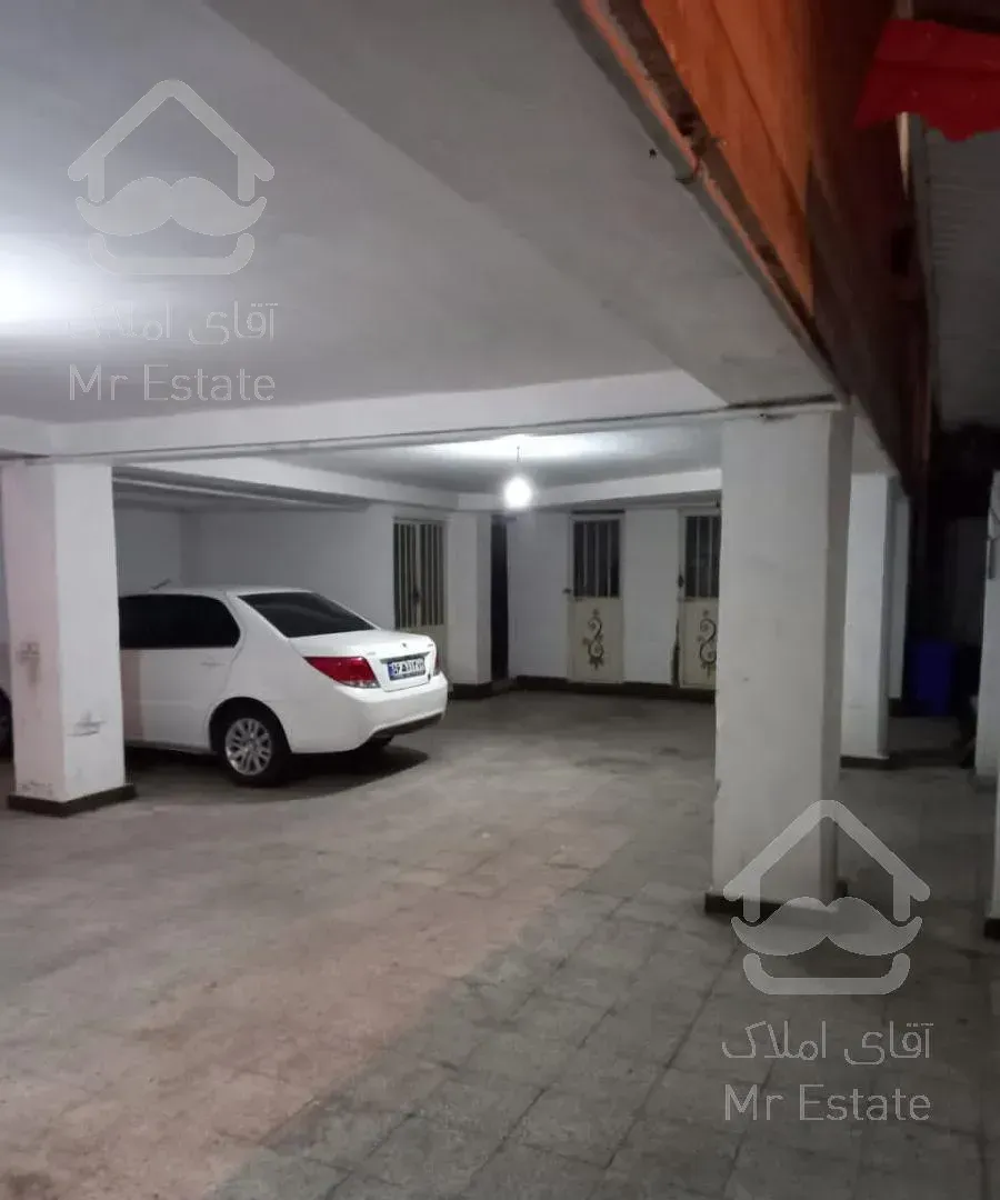 آپارتمان ۹۸ متری طبقه دوم سه واحدی بلوار شمشیر بند