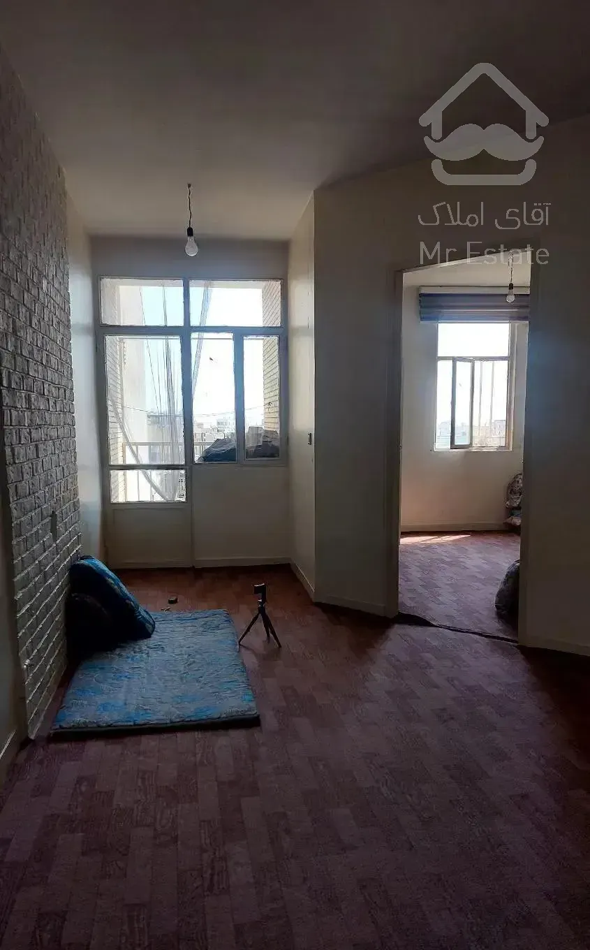 نظام آباد مسکونی ۶۴ متر ۱ خواب فروشنده واقعی