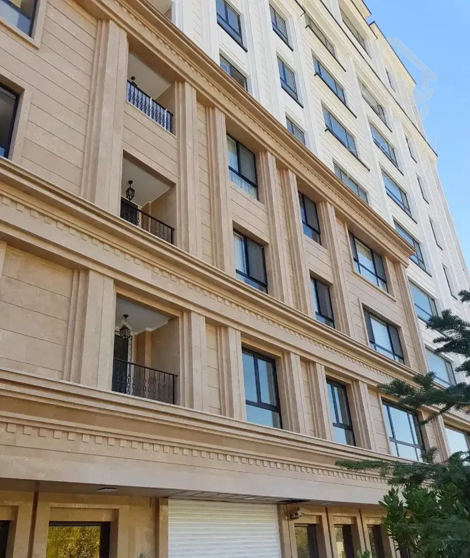 آپارتمان ۸۲ متری دوخوابه نوساز با نور عالی