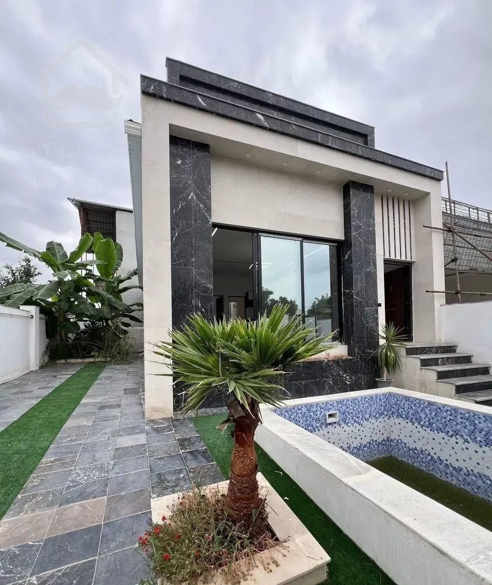 ویلا همکف استخردار 190 متری شهرکی سند تک‌برگ