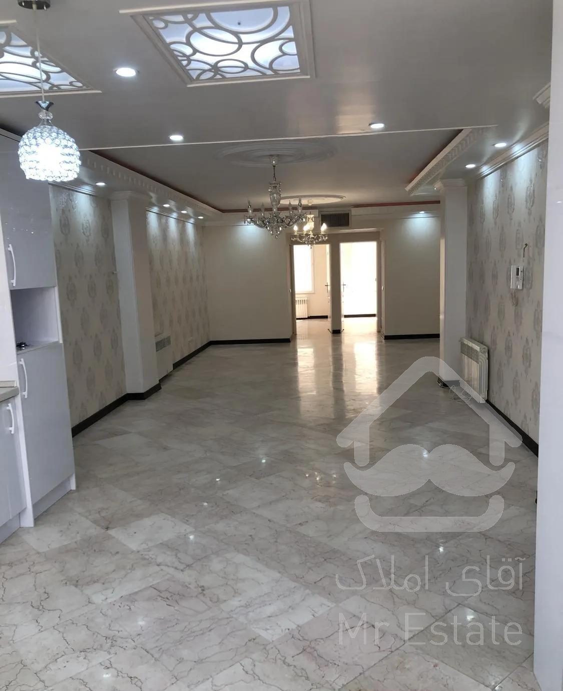 جنت مرکز بلوار بعثت/٩٩متر ویو دار ٥ساله