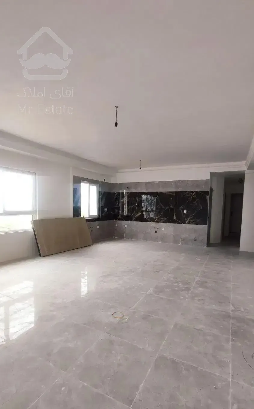 فروش آپارتمان 105متری نوساز طبقه 1 /خیابان جمهوری