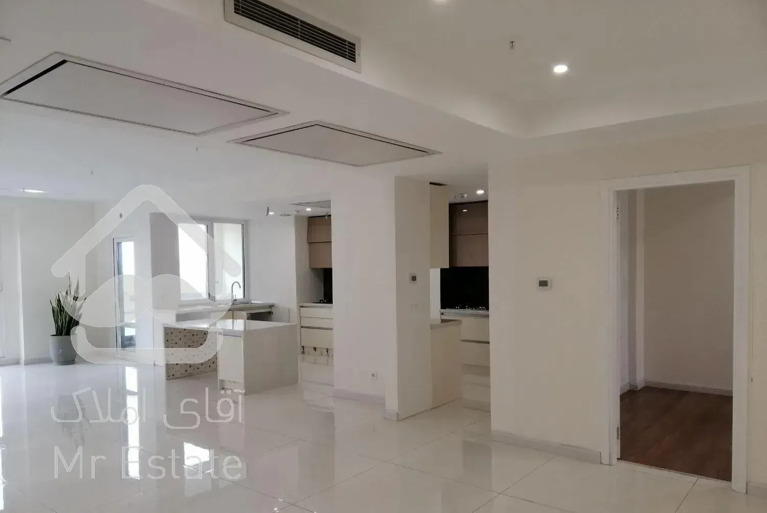 ونک آرارات سئول 180 متر با روف گاردن