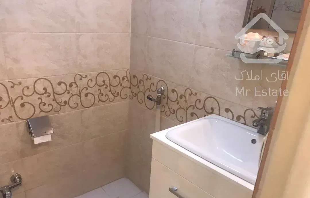 آپارتمان ۱۱۰ متر دو خوابه همکف