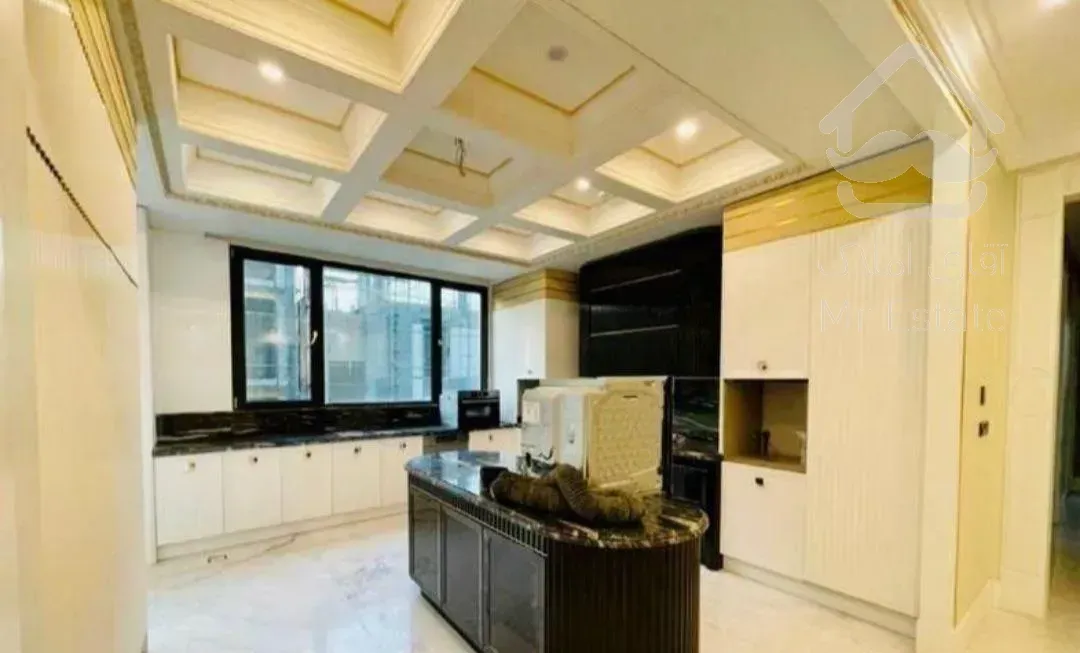 ۱۳۶متر/۳خواب/سالن پرده خور قدی ویو دار*کلید نخورده