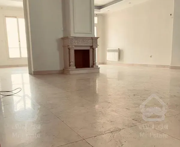 83 متر آپارتمان ایران زمین شمالی / اعلایی / 8 ساله