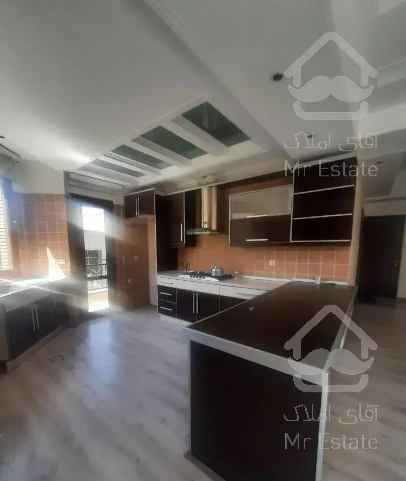 جردن - امانیه - ۱۰۰ متر ۲ خوابه - فول