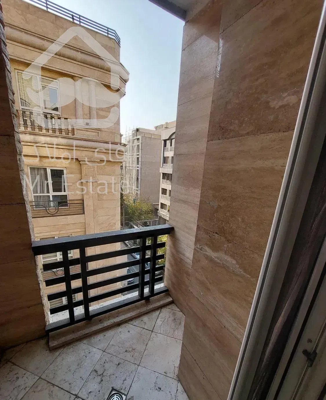 قلهک۹۰متر/۲خوابه/نورمستقیم/امکانات کامل