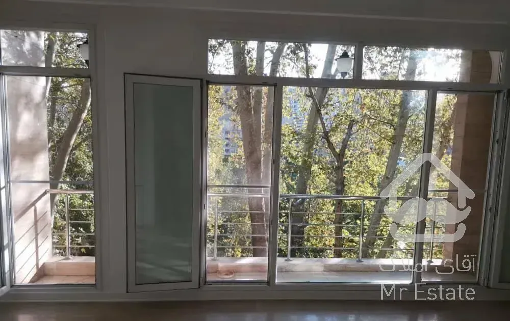 ۱۲۵متربادوپارکینگ ویو۸۵۰۰مترباغ درکه