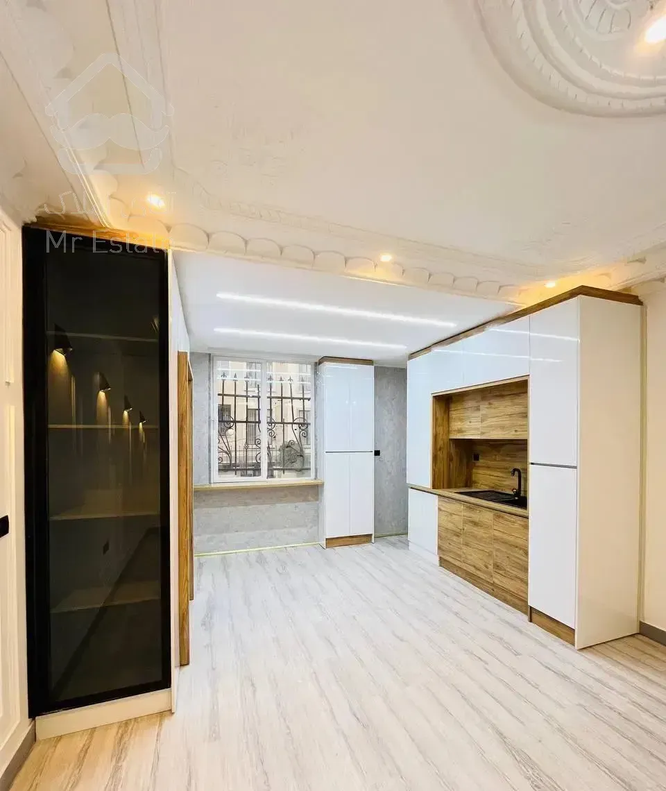 ۱۰۵متر مدرن*تاپ لوکیشن*دیزاین حرفه ای*سنددار