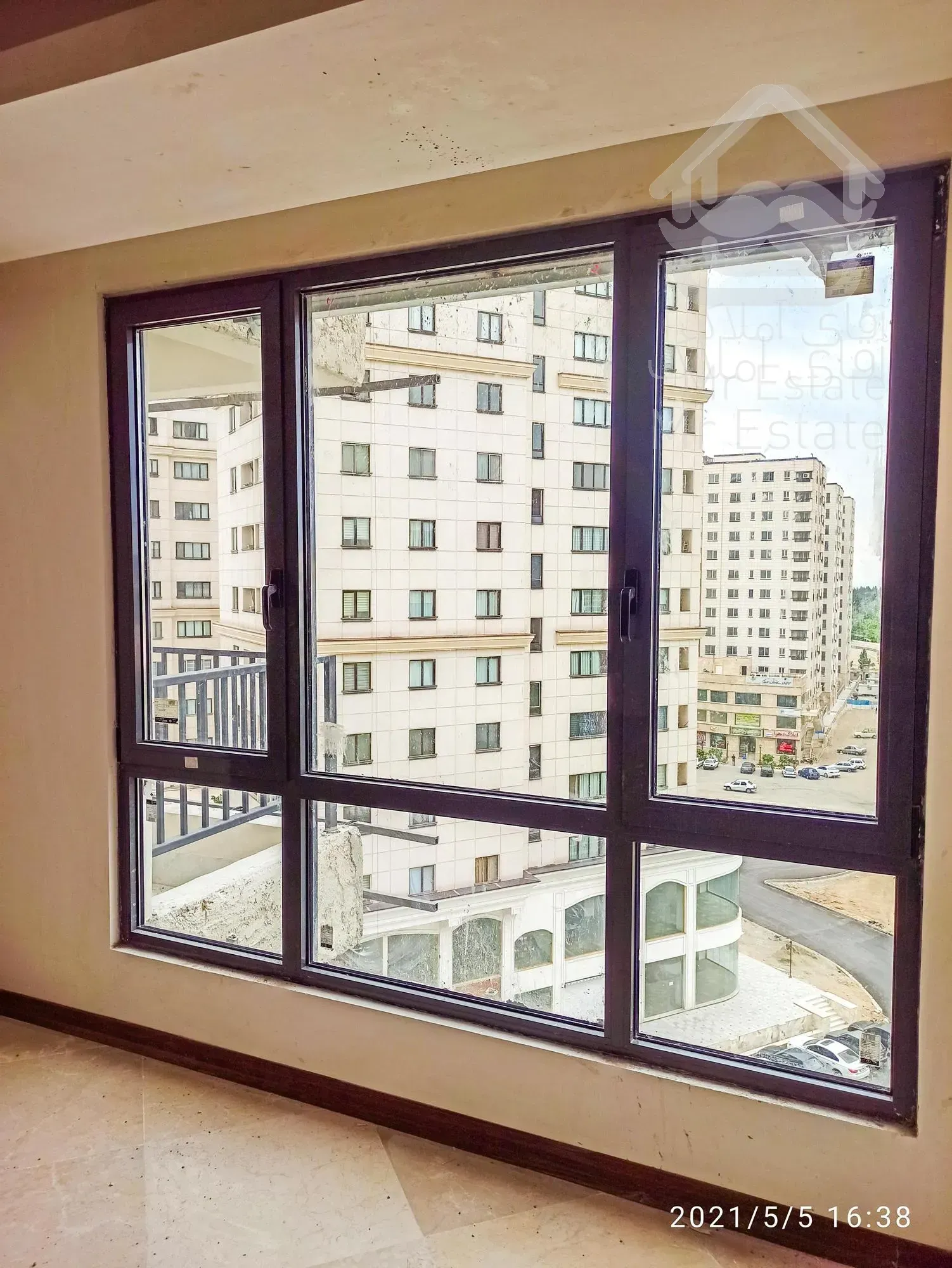 ۱۰۳.۵ متری ویو چیتگر