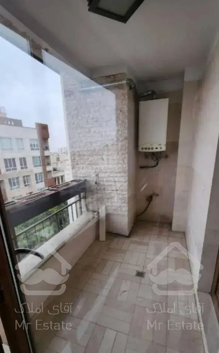 ۱۴۵متر۳خواب،نفت،۲پارکینگ سندی