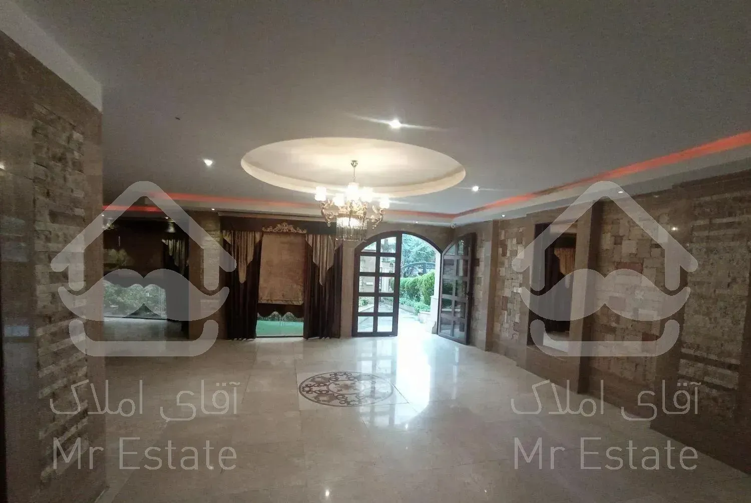 آپارتمان ۱۷۰ متری سه خواب